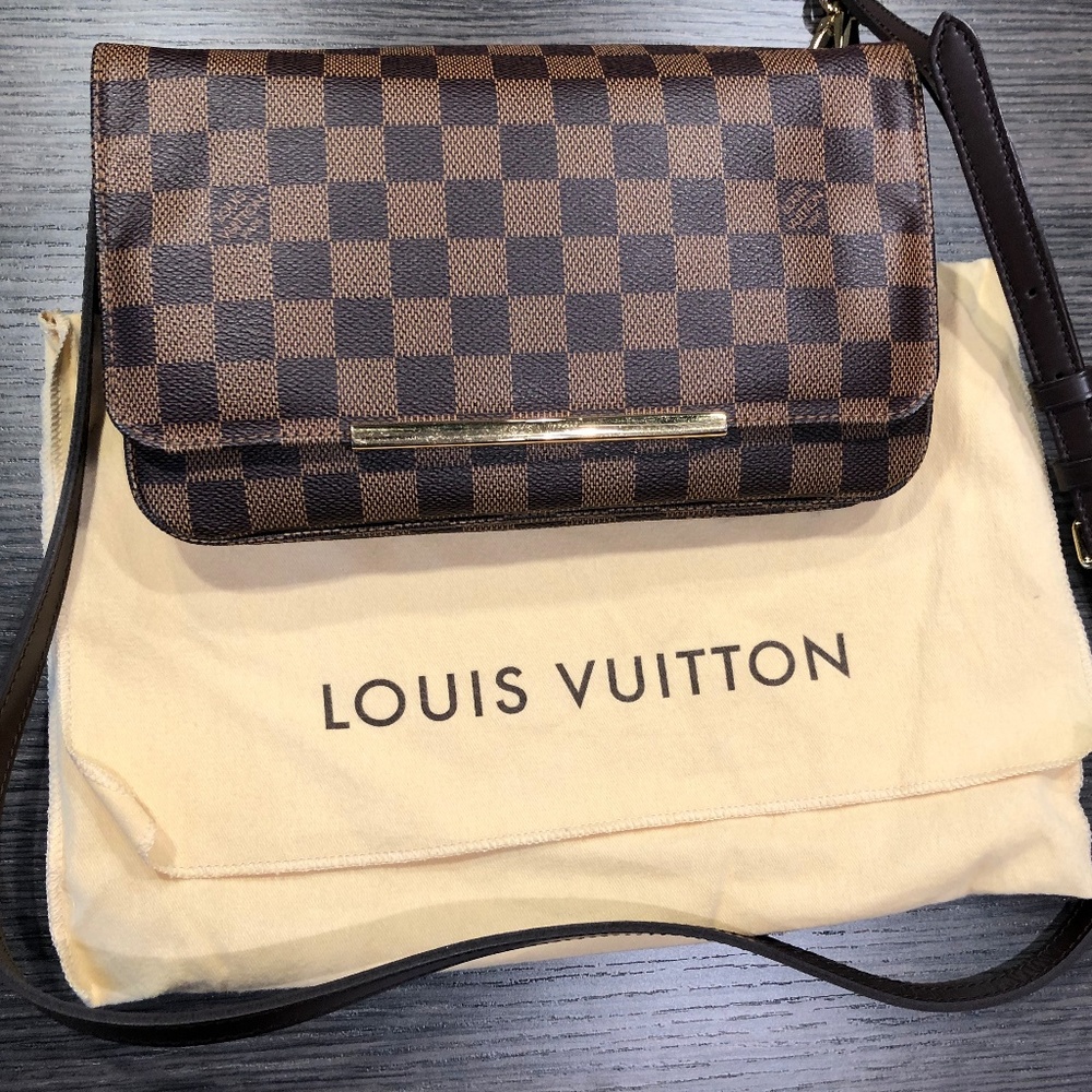 Louis Vuitton Crossbody